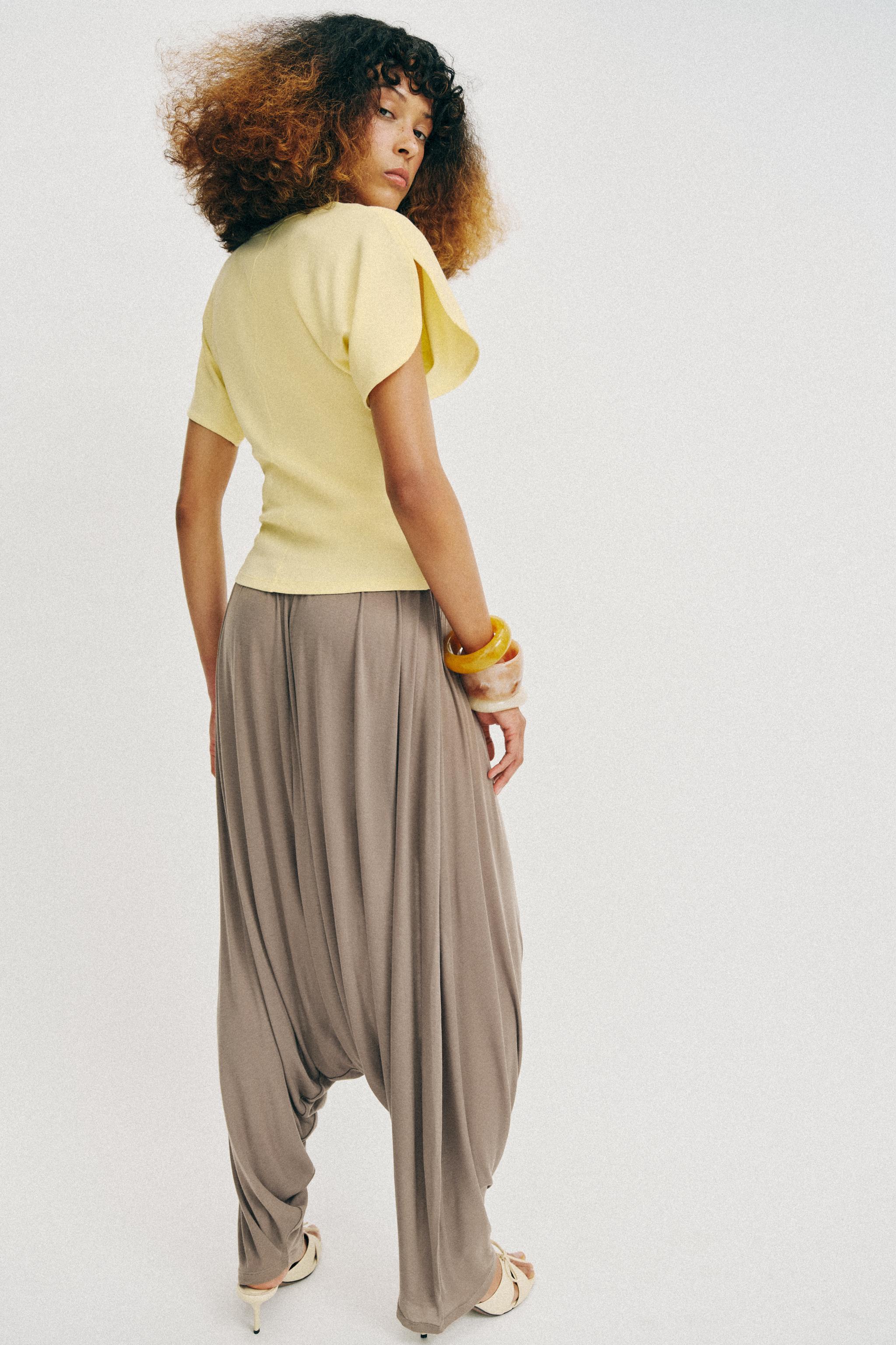 BALLOON SLEEVE TOP